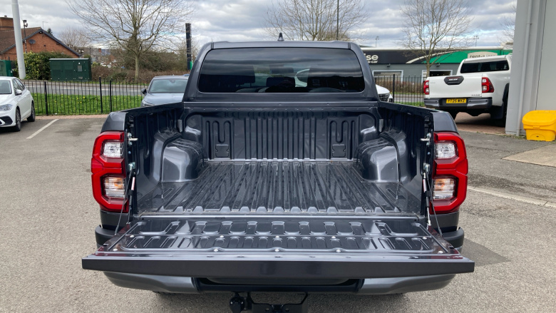 Toyota Hilux Diesel Invincible X D/Cab Pick Up 2.8 Hybrid 48V Auto